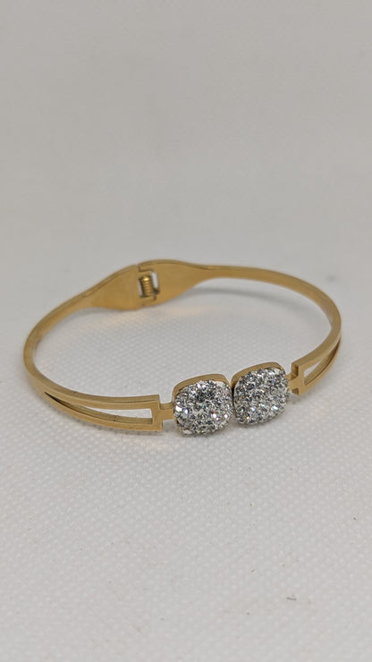 Imported elegant hand Bracelet - HB3